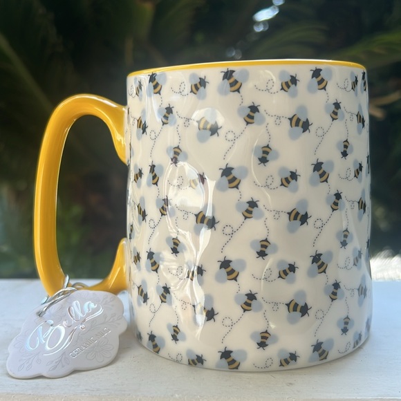 Bee Bella Ceramic Mug - Picture 4 of 15